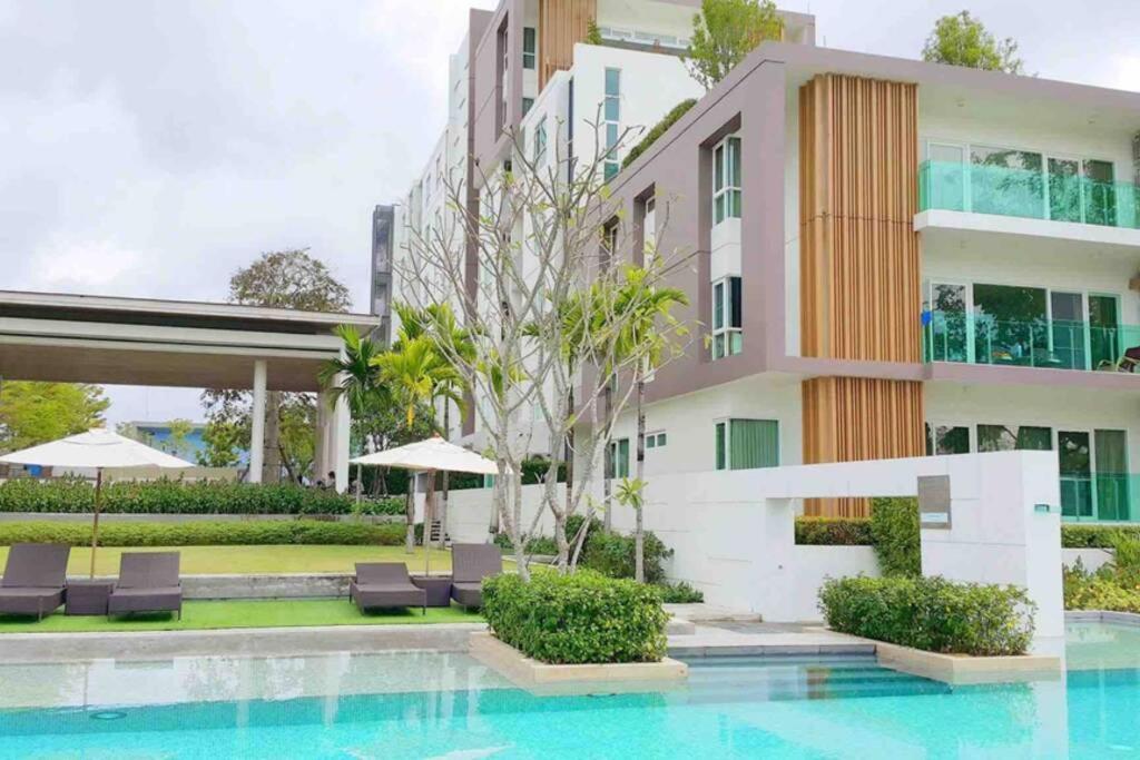 Cozy Modern Room With Stunning Lake & Mountain View Chiang Mai Buitenkant foto